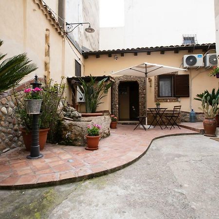 فيلا Casa Giorgia أوغوستا المظهر الخارجي الصورة